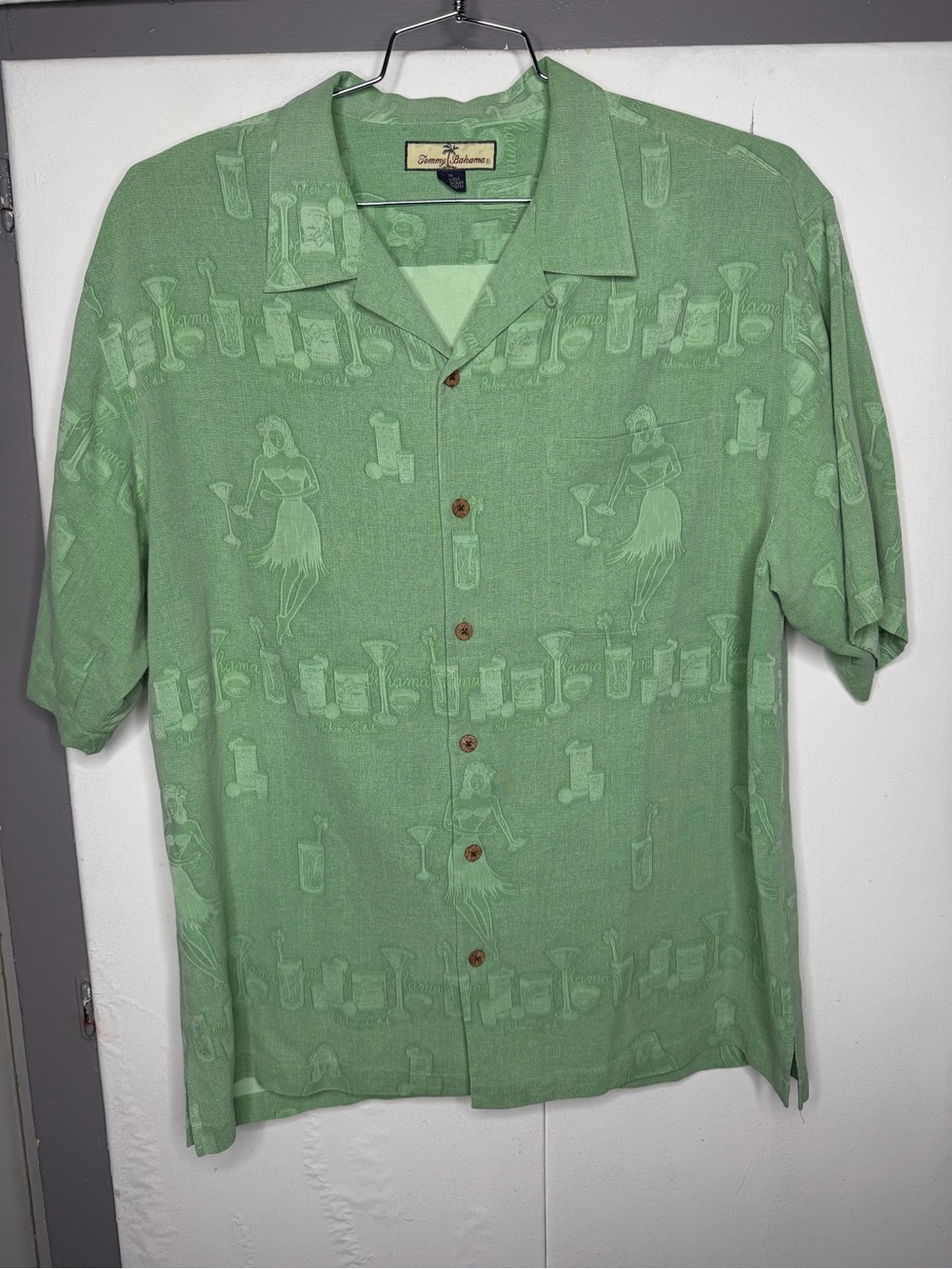 Tommy Bahama Men Green Hawaiian Camp 100% Silk S/S Shirt XL Hula Girl cocktail